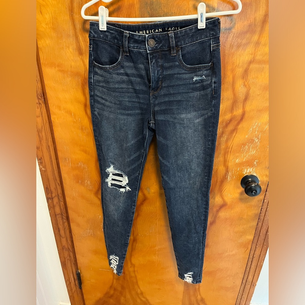 American Eagle Outfitters Women's Dark Blue Distressed Skinny Jeans